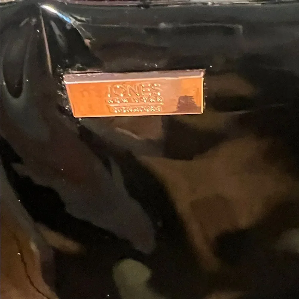 Jones New York Black Faux Patent Cosmetic Travel Bag